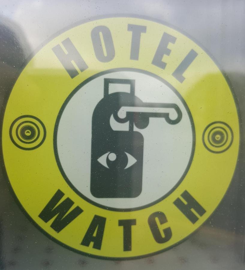 Airport Guest House Слау Экстерьер фото